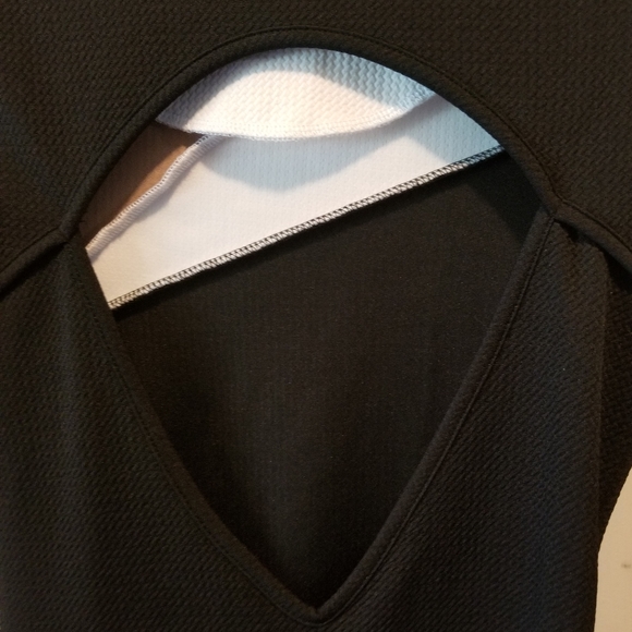 A'gaci agaci agaci long sleeve black tan & white color block dress w/ cut out - Picture 5 of 9